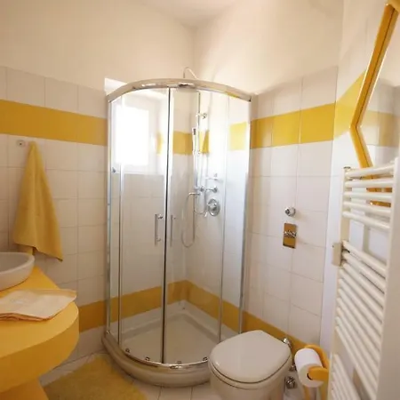 Light Charme * Milánó