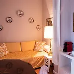 Light Charme شقة *